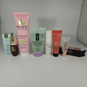 Beauty Lot (6 DELUXE SAMPLE-SIZES + 1 MYSTERY FREE FULL-SIZE)